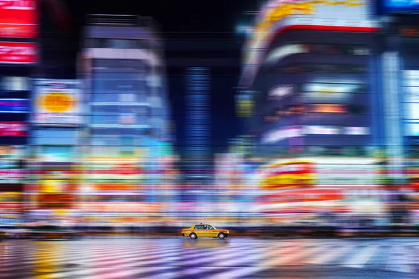 Horizontální Záběr Žlutého Taxi Ulici Rychlá Fotografie Ulice — Stock fotografie
