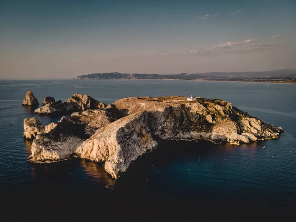 Piękny Widok Powietrza Klifów Nad Morzem — Zdjęcie stockowe