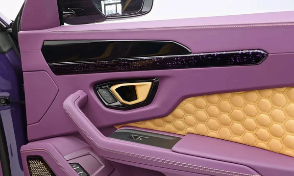 베를린 2021 Lamborghini Urus Mansory Luxurious Comfortable Modern Car Interior — 스톡 사진
