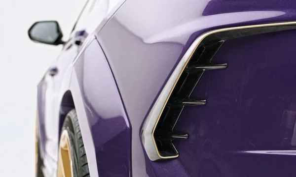 2021年9月28日 兰博基尼 乌鲁士 曼苏尔 具有优雅运动元素和金属设计的豪华轿车 交通及汽车技术概念 — 图库照片