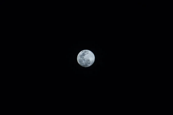 Lua Cheia Uma Noite Escura — Fotografia de Stock
