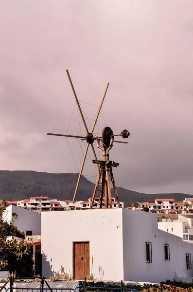 Plan Vertical Une Antenne Radio Jambon Sur Une Maison Dans — Photo