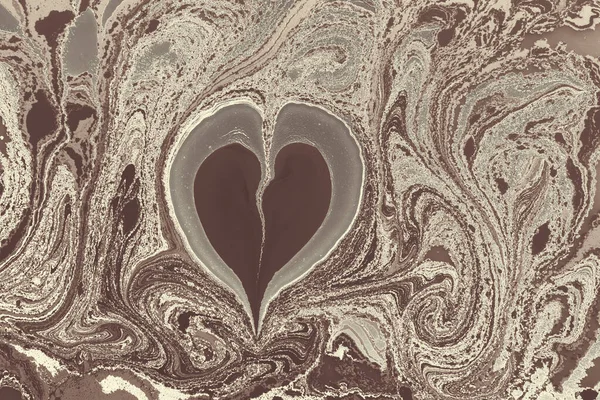 Иллюстрация Коричнево Белого Смешанного Волнистого Рисунка Знаком Сердца — стоковое фото