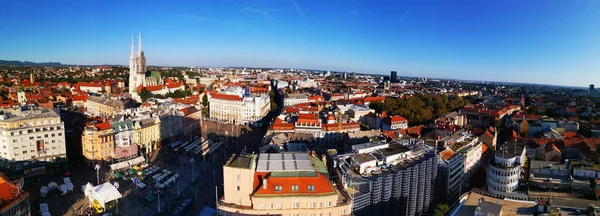 Panorámás Kilátás Egy Régi Zágrábi Városra Horvátországban — Stock Fotó