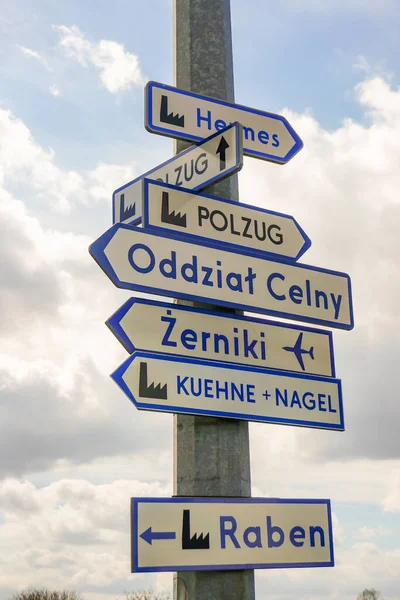 Gadki Poland Apr 2015 Vertical Shot Signpost Showing Way Different — 图库照片