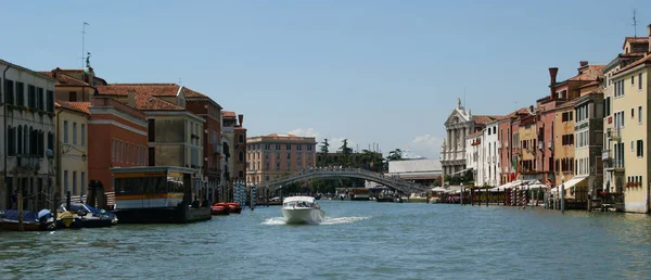 Venice Itália Ago 2011 Uma Bela Vista Edifícios Históricos Longo — Fotografia de Stock