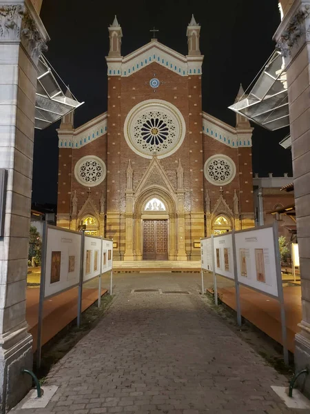 Närbild Den Skickade Antuan Kilisesi Beyoglu Istanbul Turkiet — Stockfoto