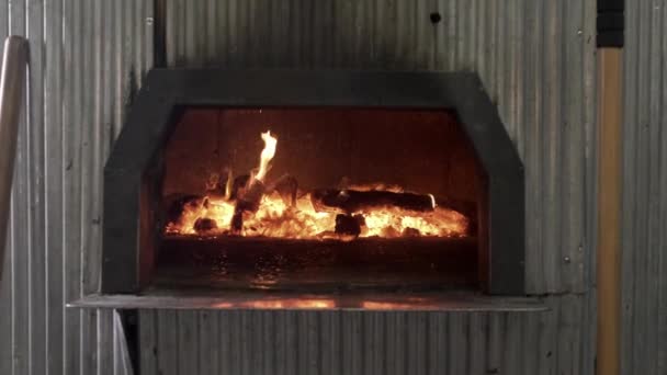 Lareira Com Velas Acesas Forno — Vídeo de Stock