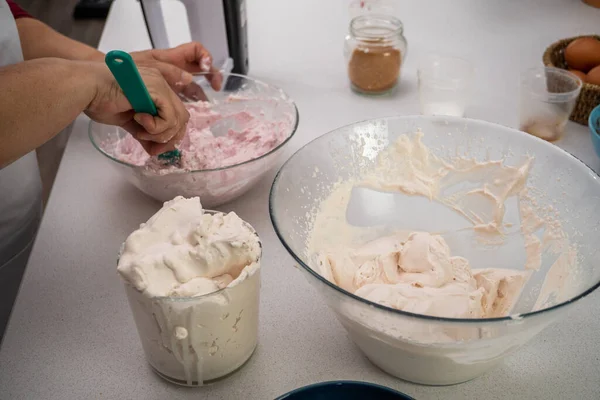 Διαδικασία Παρασκευής Τάρτας Φράουλας Λευκή Κουζίνα Όλα Συστατικά — Φωτογραφία Αρχείου