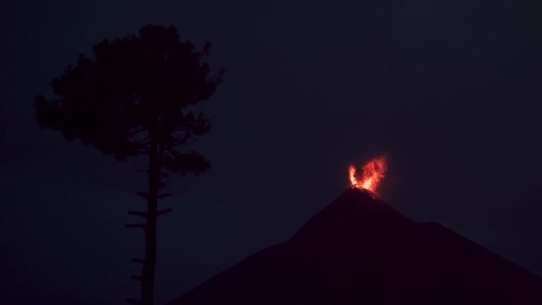 美丽的群山夜景 — 图库视频影像