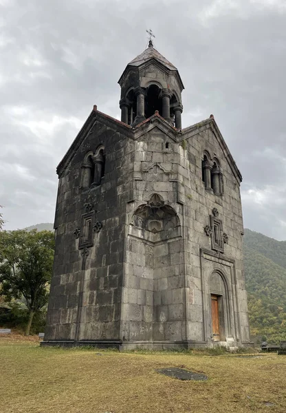 Colpo Verticale Del Monastero Haghpat Sotto Cielo Nuvoloso Lori Armenia — Foto Stock