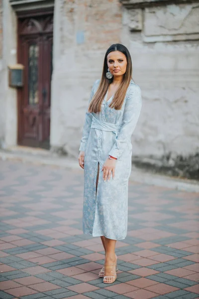 Vertical Shot White Caucasian Woman Wearing Pretty Blue Dress Outdoors — стоковое фото