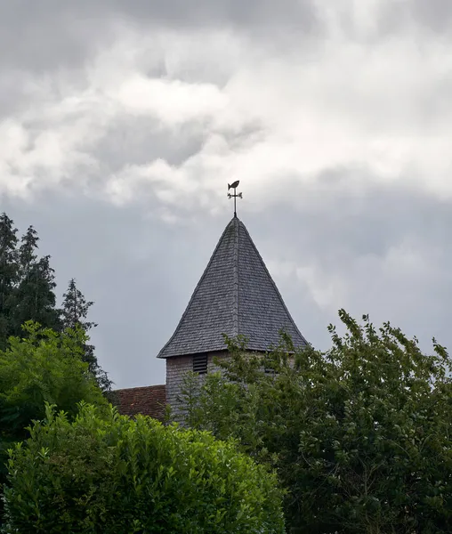 Cloudy Sky Old Building Weathervane Top Its Tower — Stock Photo, Image