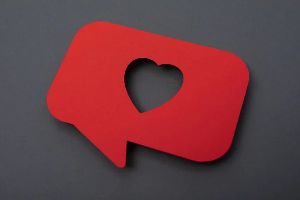Símbolo Coração Vermelho Fundo Cinza Amor Dos Namorados — Fotografia de Stock