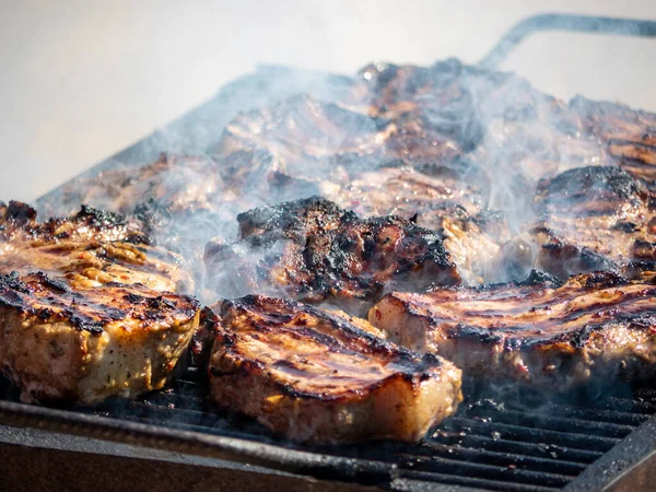 Tiro Close Carne Cozida Quadro Grelha — Fotografia de Stock