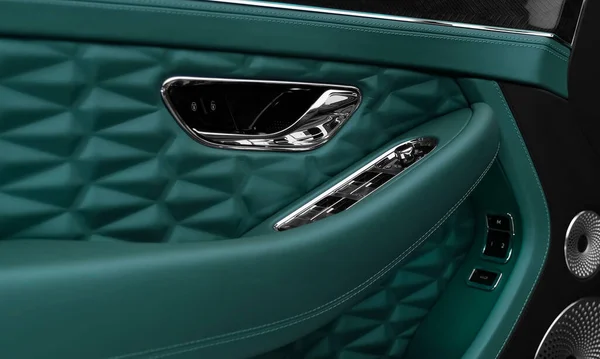 München Deutschland 2021 Ein Bentley Continental Gtc Mansory Moderner Fahrzeuginnenraum — Stockfoto