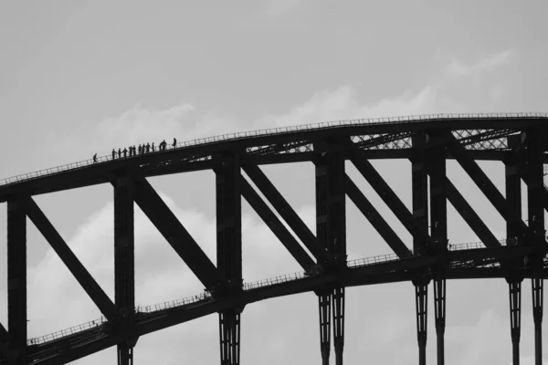 Pessoas Caminhando Sydney Harbour Bridge Fazendo Uma Visita Guiada — Fotografia de Stock
