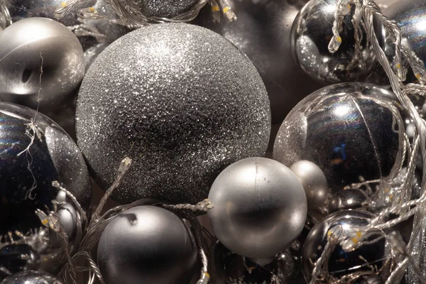 Détails Une Couronne Avent Avec Des Boules Noël Brillantes — Photo