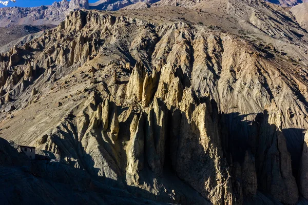 Wankele Kliffen Van Hellingen Van Een Dorre Berg Himalaya Dorp — Stockfoto