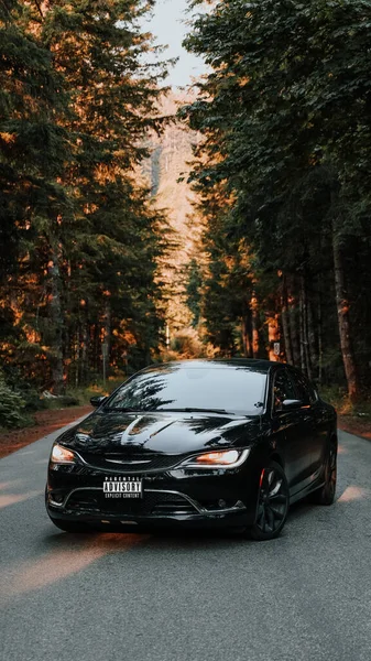 Umut Canada Haziran 2021 Umut Kanada Sabah Yeni Siyah Chrysler — Stok fotoğraf