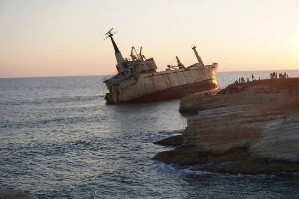 Naufrágio Edro Iii Rodeado Pelo Mar Peyia Chipre — Fotografia de Stock