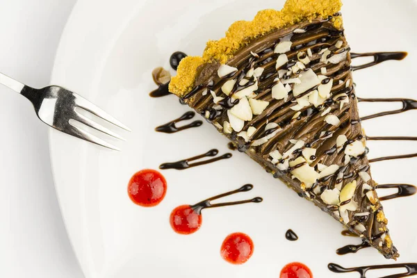 Крупный План Кусочка Вкусного Шоколадного Пирога Тарелке — стоковое фото