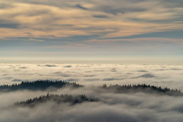 Een Prachtig Herfstlandschap Bedekt Met Wolken Beieren Duitsland — Stockfoto