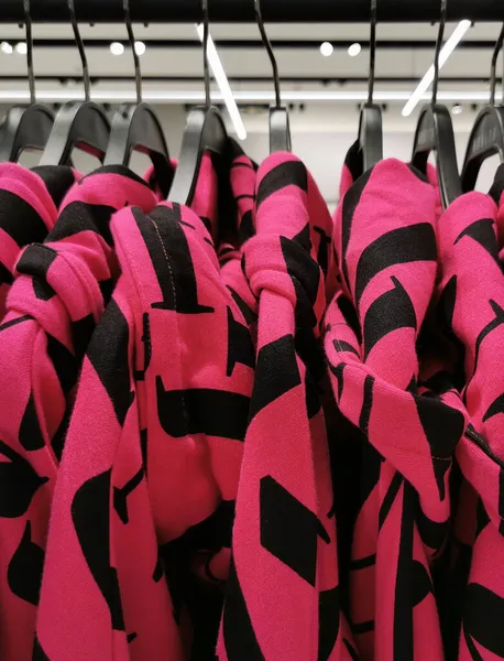 Pink Textured Sweaters Hangers Shop — Stock Photo, Image