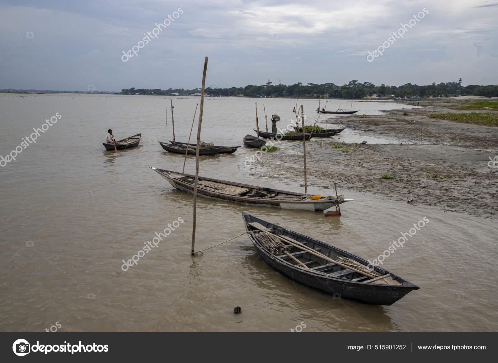 View Boats Floating River — Stock Photo © Wirestock #515901252