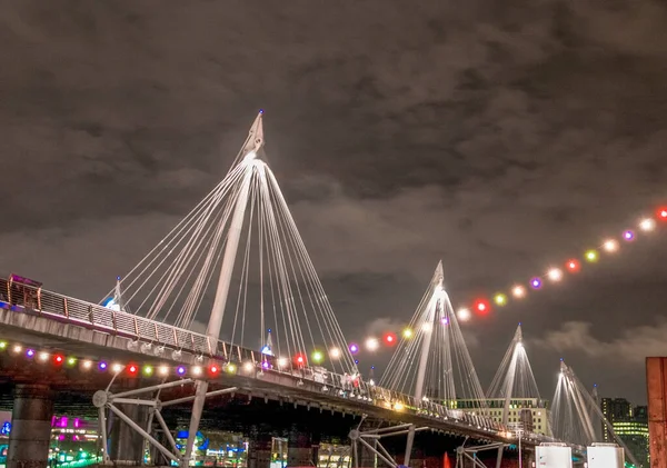Вночі Лондоні Вистрілив Армади Моста — стокове фото