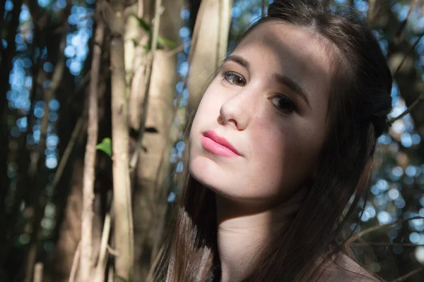 Портрет Молодой Кавказки Аргентины Солнечном Парке — стоковое фото