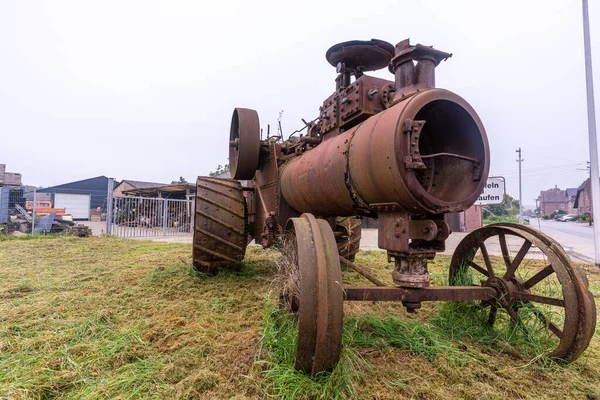 Een Grote Roestige Historische Industriële Machine — Stockfoto