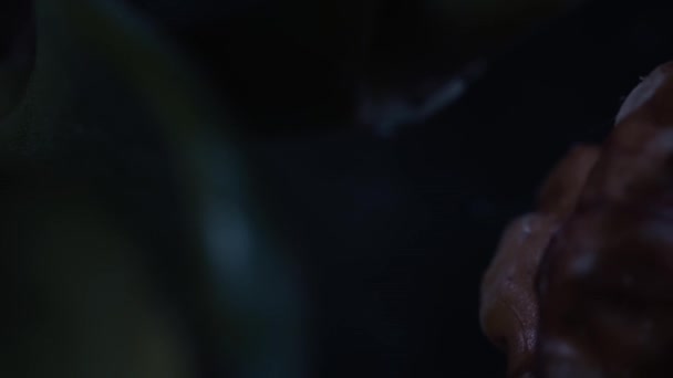 Крупним Планом Фото Чорної Кави Темному Фоні — стокове відео
