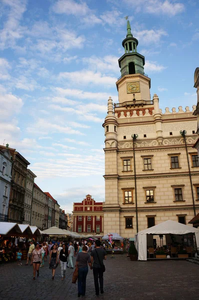 Poznan Poland Jun 2013 Many People Busy Fair Offering Different — Stock Photo, Image