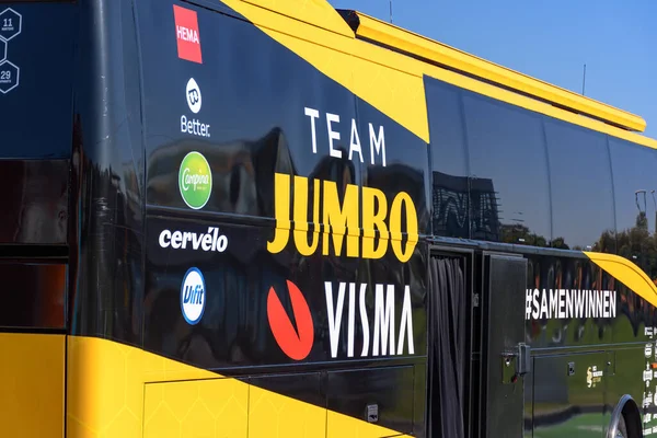 Zagreb Kroatien 2021 Schwarz Gelber Jumbo Visma Pro Radsport Mannschaftsbus — Stockfoto