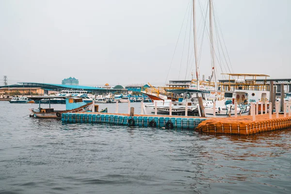 Puerto Tanjung Priok Día Sombrío Yakarta Indonesia — Foto de Stock