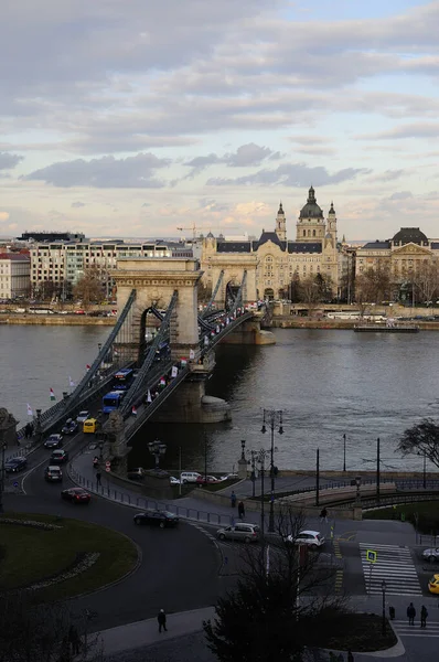 Vertikal Bild Szechenyi Chain Bridge Budapest Ungern — Stockfoto