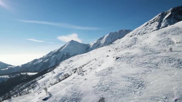 Schilderachtig Uitzicht Besneeuwde Bergen Schemering — Stockvideo