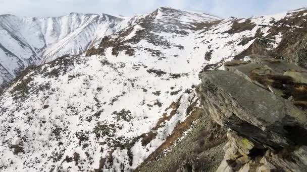 Vedere Pitorească Munților Acoperiți Zăpadă Apus — Videoclip de stoc