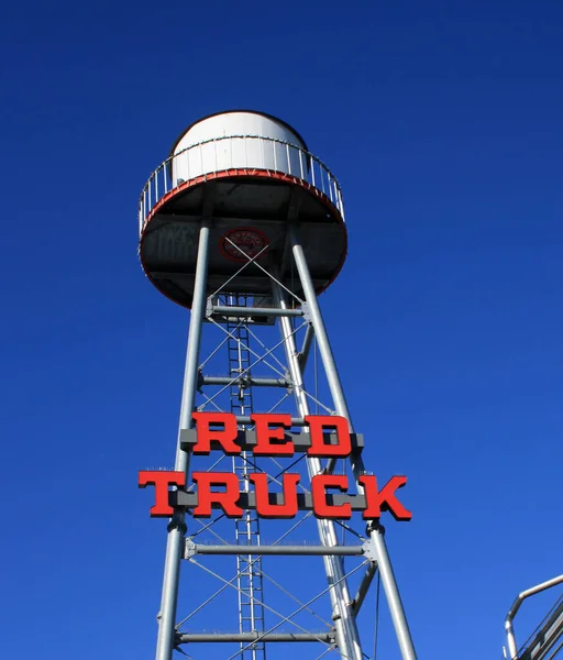 Vancouver Canada Lug 2021 Colpo Verticale Cartello Della Red Truck — Foto Stock