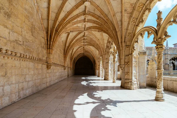 Claustro Gótico Del Monasterio Jerónimos Lisboa Portugal — Foto de Stock
