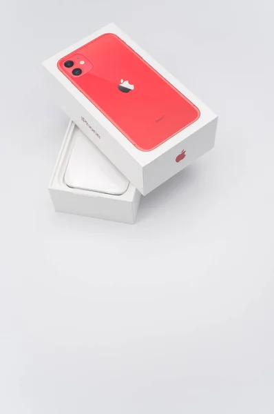 Como Italien Oktober 2021 Iphone Produkt Rote Apple Smartphone Box — Stockfoto