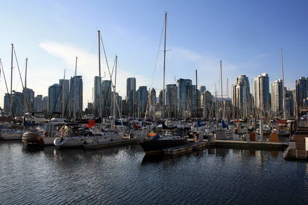 Vancouver Kanada Juli 2021 Die Uferpromenade Des Pazifiks Mit Booten — Stockfoto