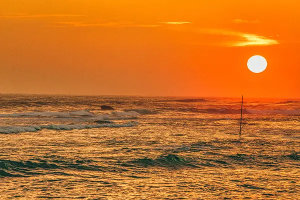 Pôr Sol Fascinante Sobre Mar Verão — Fotografia de Stock