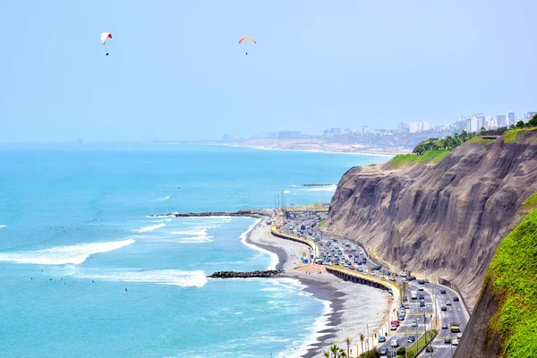 Lima Peru Güneşli Bir Günde Kıyı Şeridinin Panoramik Manzarası — Stok fotoğraf