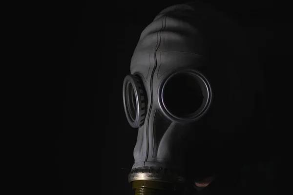 Ένα Κοντινό Πλάνο Ενός Άνδρα Που Φορούσε Μάσκα Αερίων Μαύρο — Φωτογραφία Αρχείου