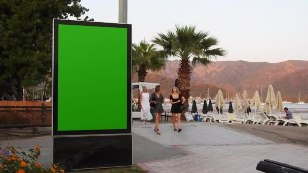 Prázdný Zelený Prapor Při Embarquement Městě — Stock video