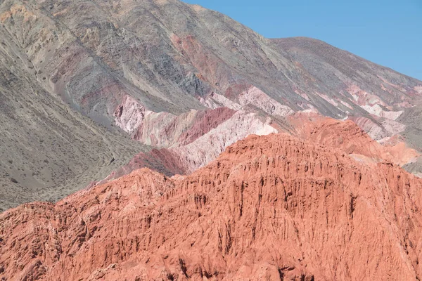 アルゼンチンのPurmamarcaの岩の山の美しい景色 — ストック写真