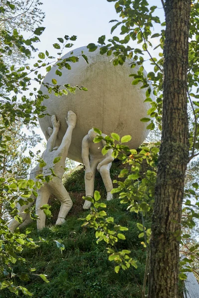 Jevnaker Norge Sep 2021 Den Vertikala Bilden Bollskulpturen Ilja Kabakov — Stockfoto