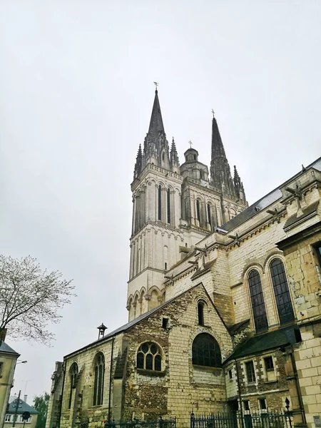 Angers Francia Abr 2018 Azotea Catedral Angers Dedicada San Mauricio — Foto de Stock